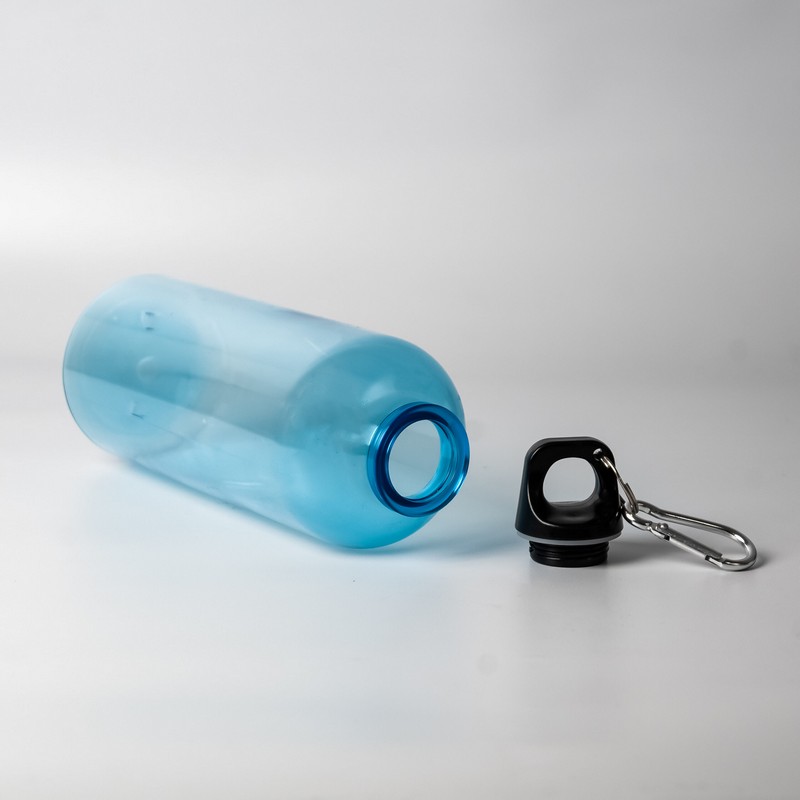 Ember 700ml Plastic Bottle with Carabiner